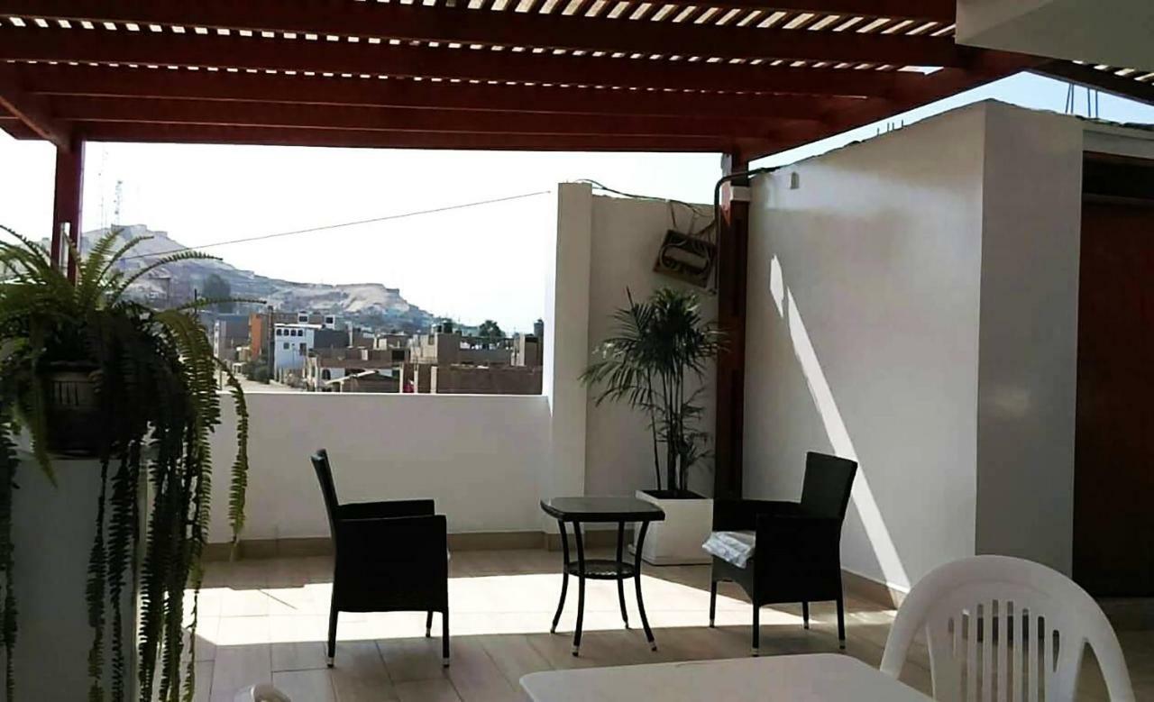 Hospedaje Luna Llena San Vicente de Cañete Kültér fotó